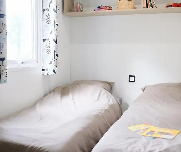 캠프장 Mobil Xxl 4 - Ostrea