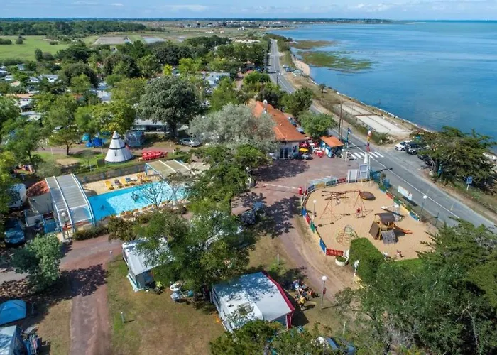 캠프장 Mobil Xxl 4 - Ostrea